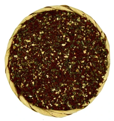 pomidor-z-czosnkiem-i-bazylią-up-NaturHerb.webp