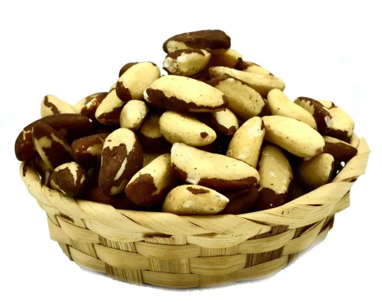 orzechy-brazylijskie-NaturFruit.webp
