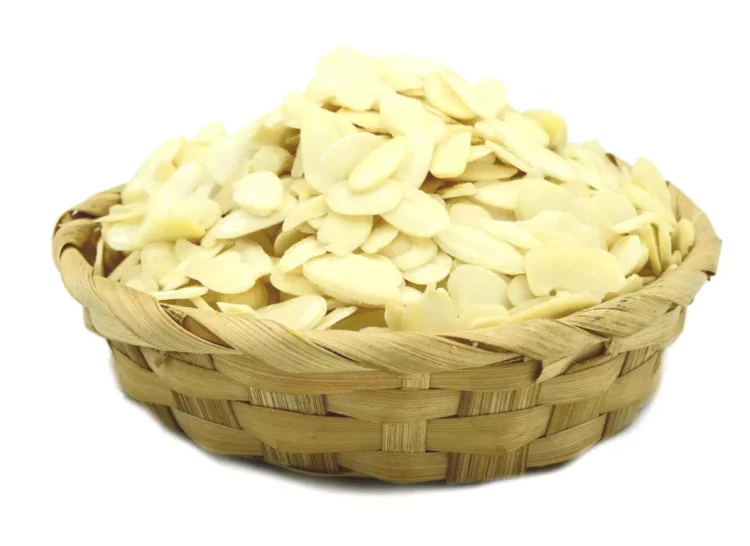 migdały-w-płatkach-NaturFruit.webp