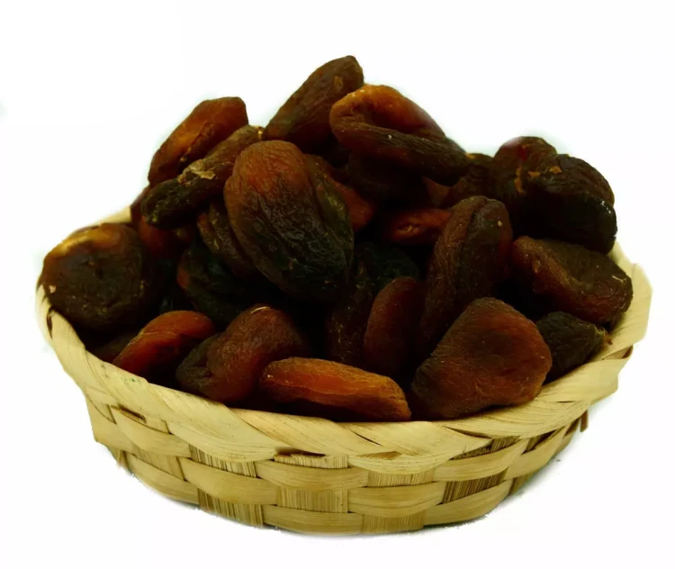 morele-suszone-naturalne-NaturFruit.webp