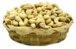 orzechy-nerkowca-NaturFruit.webp