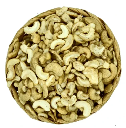 orzechy-nerkowca-polowki-up-NaturFruit.webp