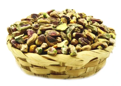 pistacje-luskane-surowe-naturfruit-koszyku